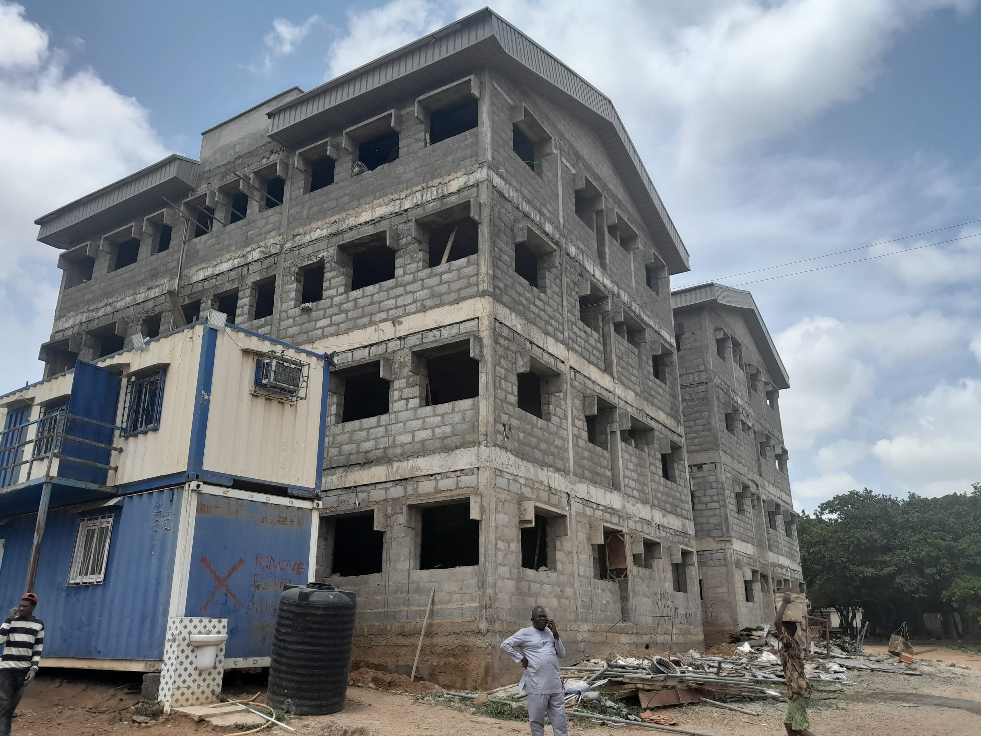 Construction And Equipping Of Hospital At Gwarinpa (Phase I)